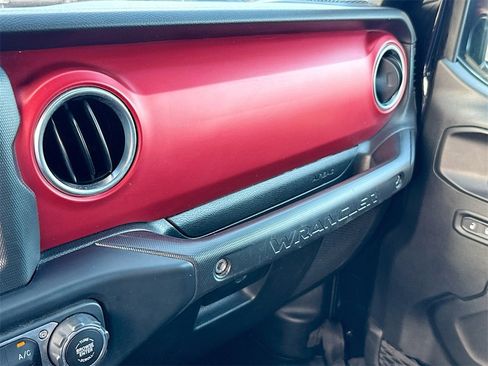 Used 2021 Jeep Wrangler Rubicon image 21