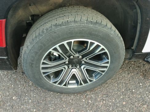 Used 2024 Jeep Wagoneer Series II image 9