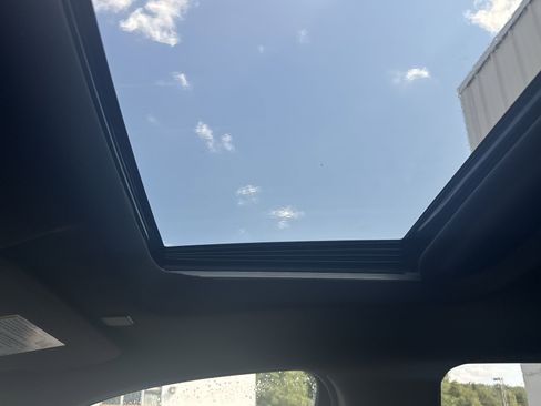 Used 2024 Chevrolet Silverado 3500 High Country w/ High Country Premium Package image 22