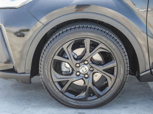 Certified 2022 Toyota C-HR Nightshade FWD image 11