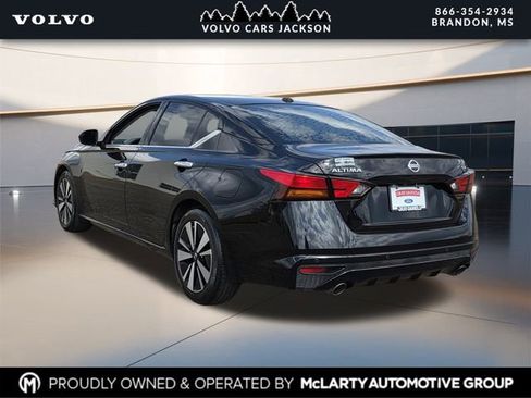 Used 2020 Nissan Altima 2.5 SV image 6