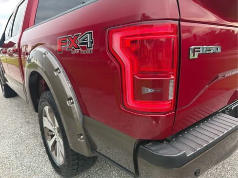 Used 2015 Ford F150 King Ranch w/ Equipment Group 601A Luxury AWD/4WD image 43