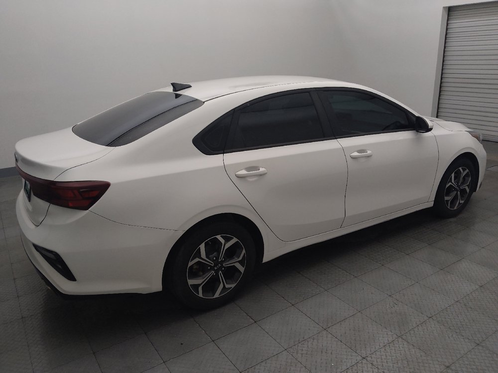 Used 2019 Kia Forte LXS FWD image 10