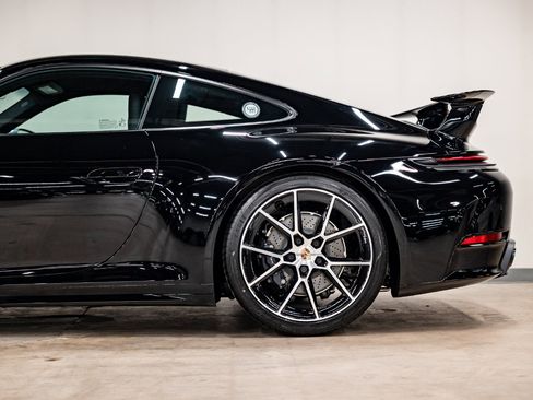 Used 2026 Porsche 911 Carrera T image 19