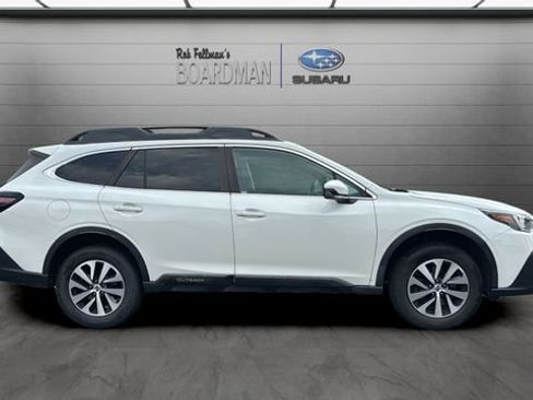 Used 2020 Subaru Outback Premium w/ Popular Package #1 AWD/4WD image 3