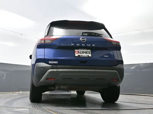 Used 2023 Nissan Rogue S AWD/4WD image 32