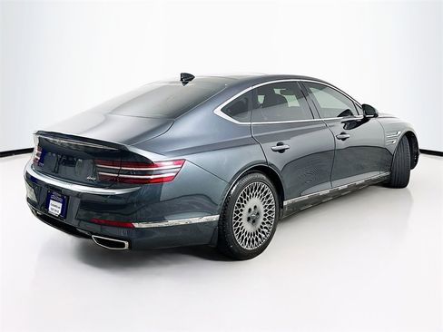 Used 2022 Genesis G80 2.5T w/ Prestige Package image 7
