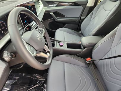 New 2026 Volkswagen Tiguan SE