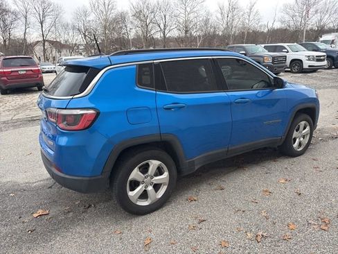 Used 2018 Jeep Compass Latitude w/ Cold Weather Group image 4