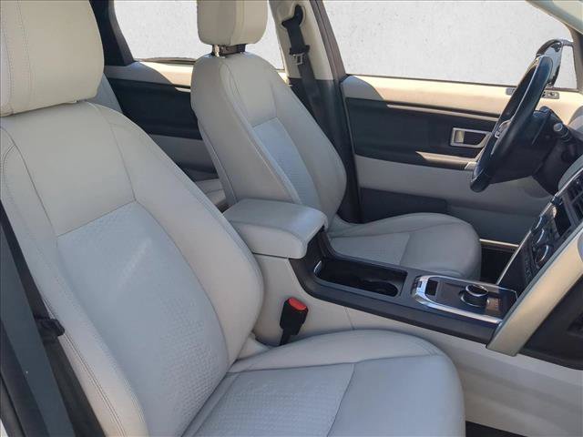 Used 2018 Land Rover Discovery Sport SE AWD/4WD image 21