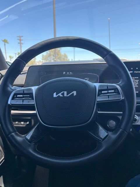 Used 2024 Kia Telluride EX X-Line AWD/4WD image 10