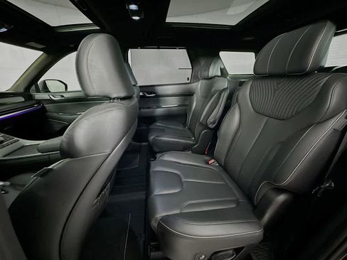 Used 2023 Hyundai Palisade Calligraphy FWD image 13