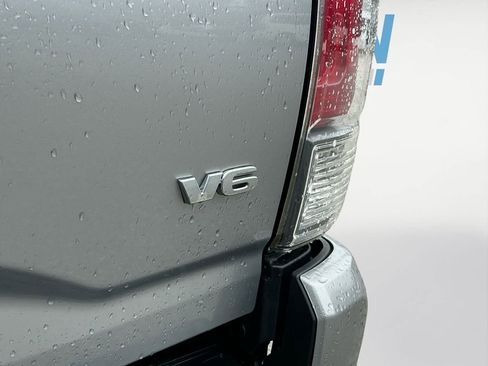 Used 2020 Toyota Tacoma TRD Sport image 23