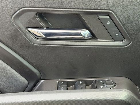 Used 2023 Chevrolet Colorado LT w/ LT Convenience Package image 24