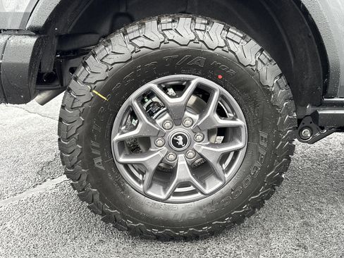 New 2025 Ford Bronco Badlands image 17