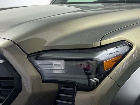 New 2026 Toyota Tacoma TRD Off-Road image 11