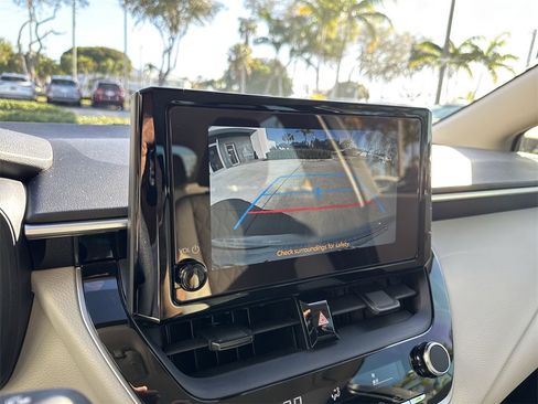 Used 2024 Toyota Corolla LE image 51