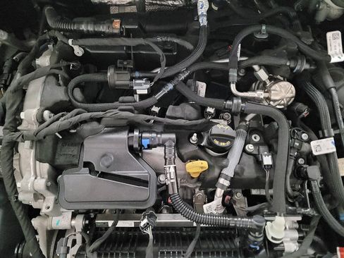 Used 2021 Ford Escape SE FWD image 30