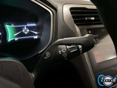 Used 2019 Ford Fusion SE image 35