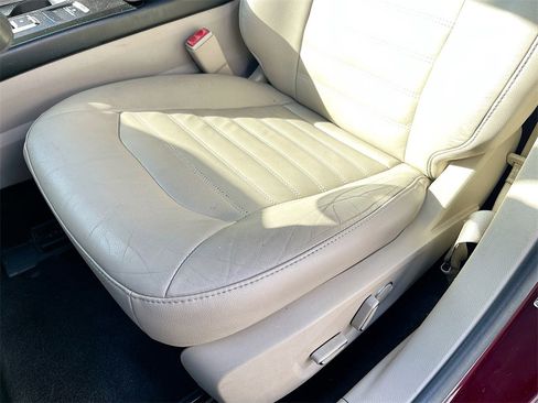 Used 2018 Ford Fusion SE w/ Fusion SE Technology Package image 19