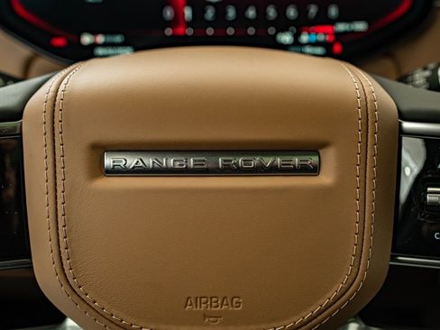 New 2026 Land Rover Range Rover Long Wheelbase SE image 29