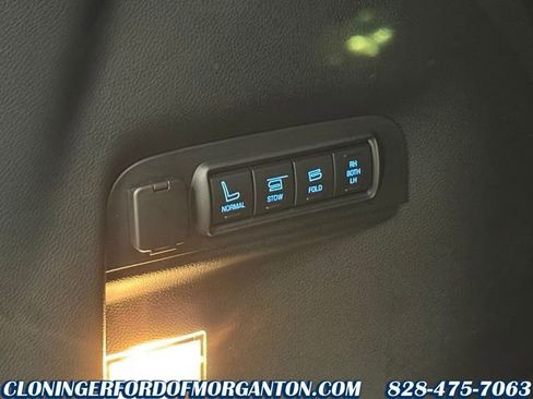 Used 2016 Ford Explorer Limited image 40