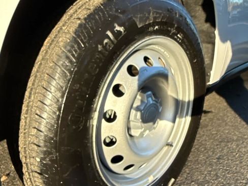 Used 2025 Ford Maverick XLT w/ Equipment Group 302A image 11