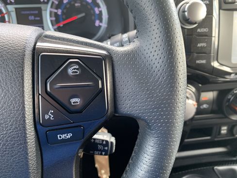 Used 2019 Toyota 4Runner TRD Off-Road Premium AWD/4WD image 20