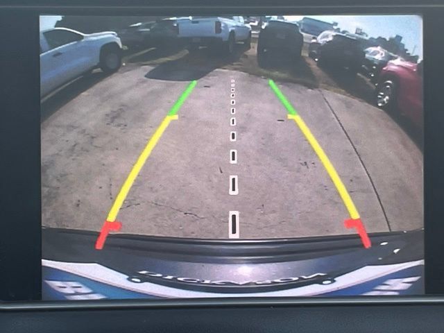 Used 2019 Jeep Grand Cherokee Laredo RWD image 10