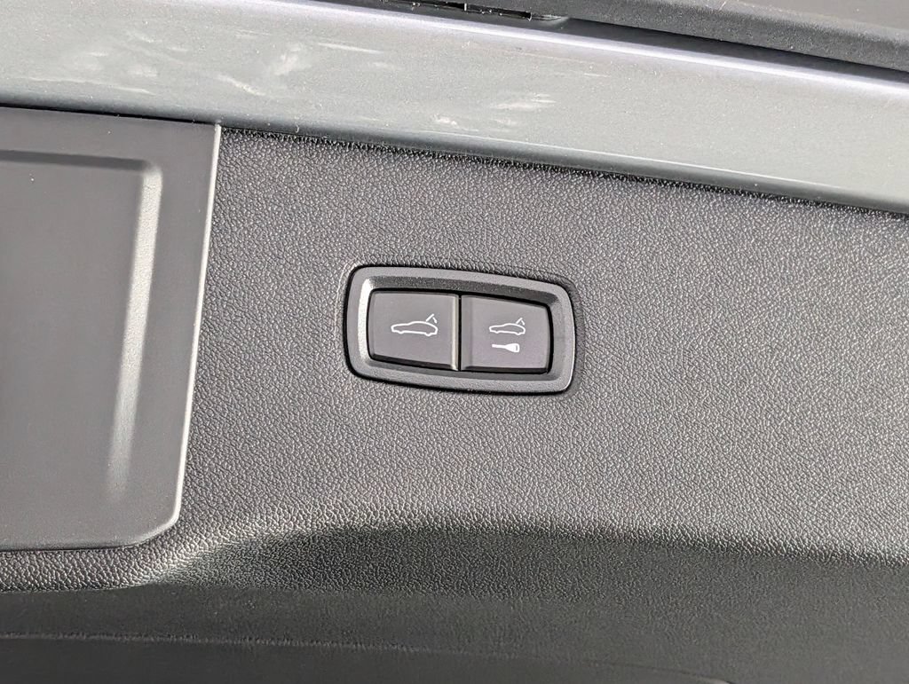 New 2026 Porsche Cayenne AWD/4WD image 18