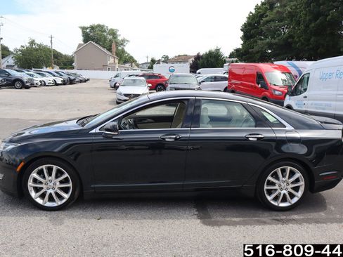 Used 2014 Lincoln MKZ AWD w/ Equipment Group 102A Reserve image 9