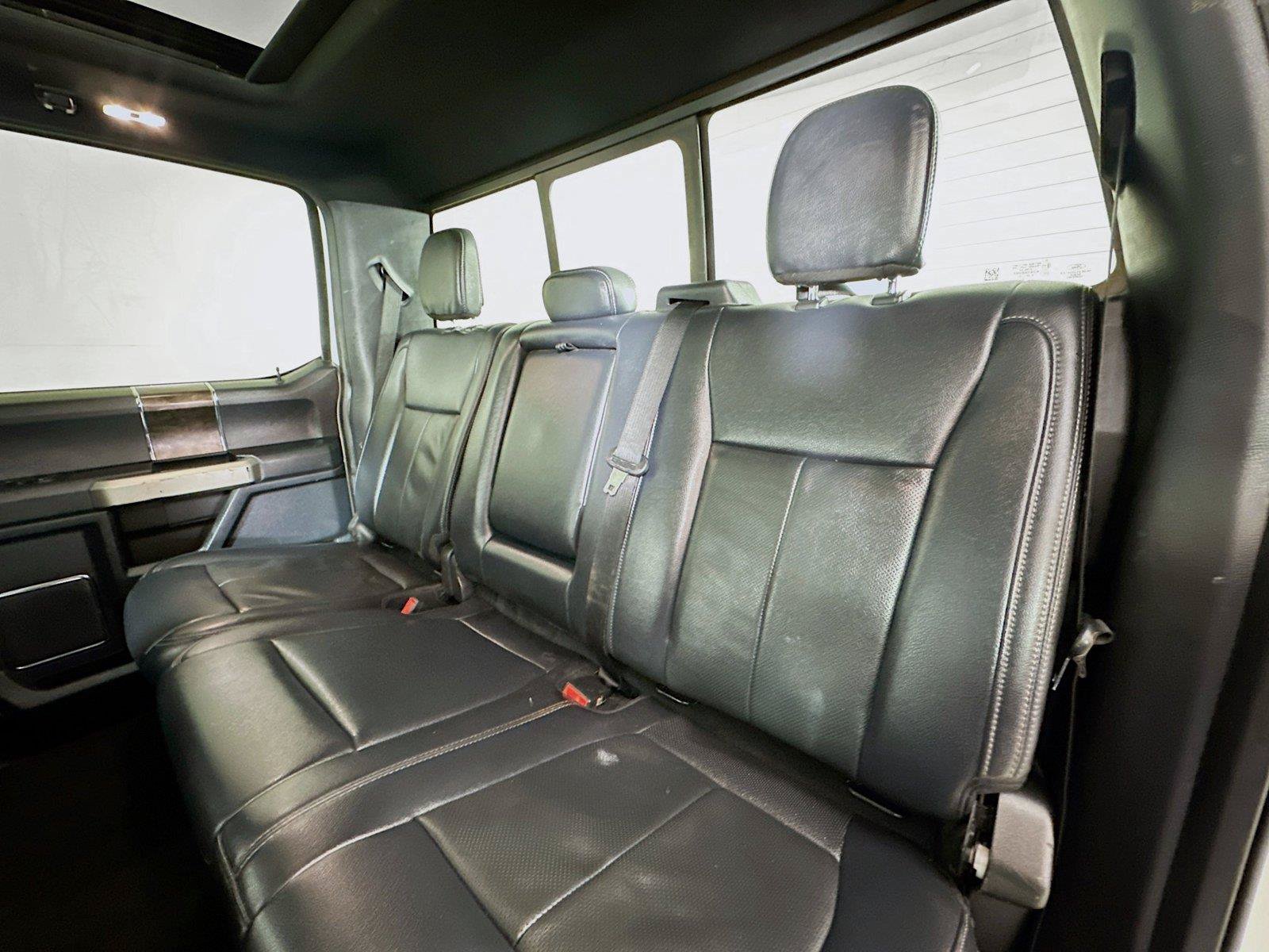 Used 2022 Ford F250 Lariat w/ Black Appearance Package AWD/4WD image 25