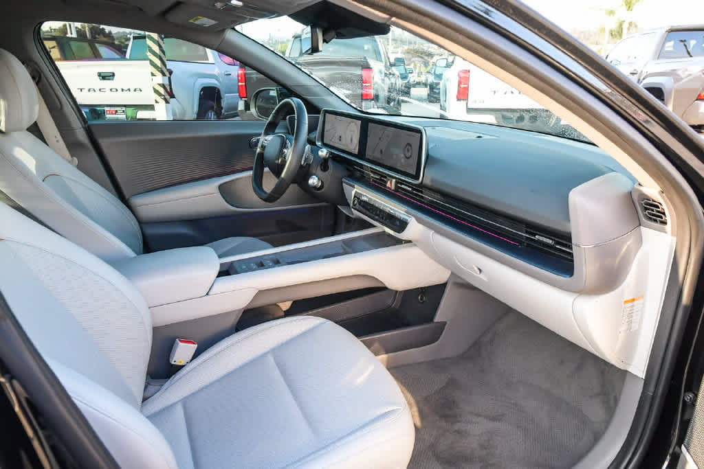 Used 2024 Hyundai Ioniq 6 SEL RWD image 16