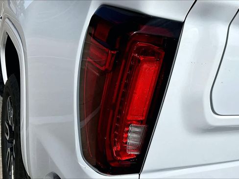 Certified 2025 GMC Sierra 1500 AT4 w/ AT4 Premium Package image 12