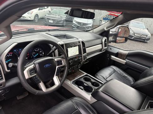 Used 2019 Ford F250 Lariat w/ Lariat Ultimate Package image 24