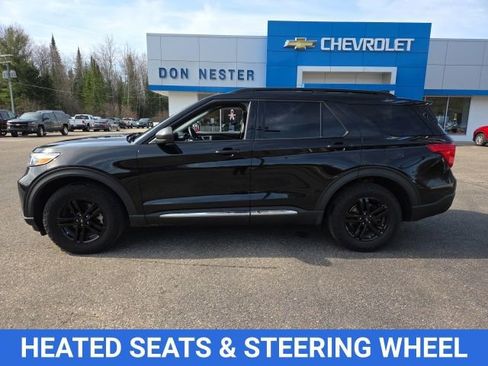 Used 2022 Ford Explorer XLT image 6