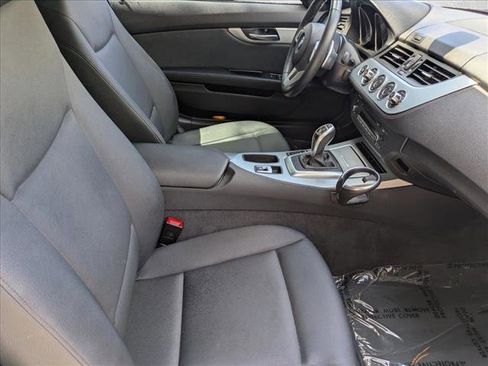 Used 2013 BMW Z4 sDrive28i RWD image 18