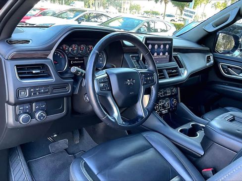 Used 2021 Chevrolet Tahoe Z71 w/ Luxury Package image 17