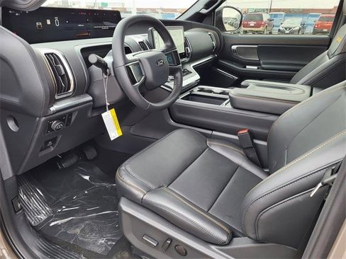 New 2026 Ford Expedition Tremor image 3