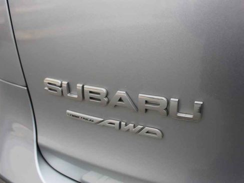 Used 2020 Subaru Ascent Premium w/ Convenience Package image 8