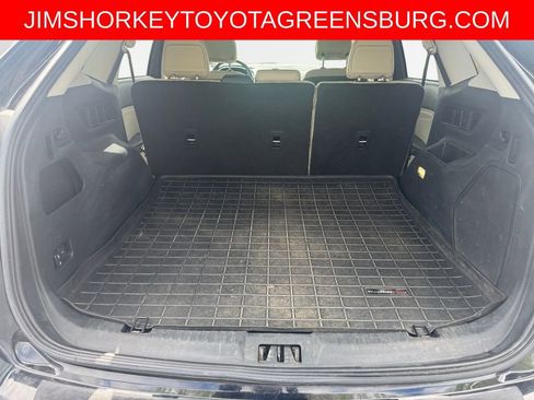 Used 2018 Ford Edge Titanium w/ Technology Package image 25