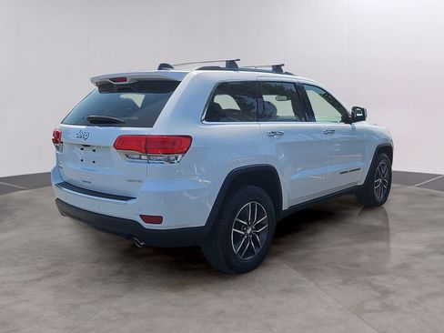 Used 2018 Jeep Grand Cherokee Limited AWD/4WD image 4