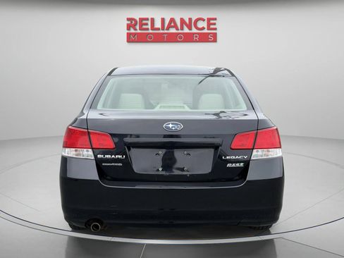 Used 2013 Subaru Legacy 2.5i Premium AWD/4WD image 5