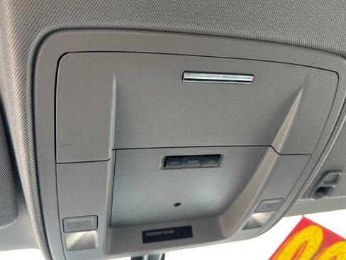 Used 2018 Chevrolet Silverado 1500 Custom w/ Custom Convenience Package image 23