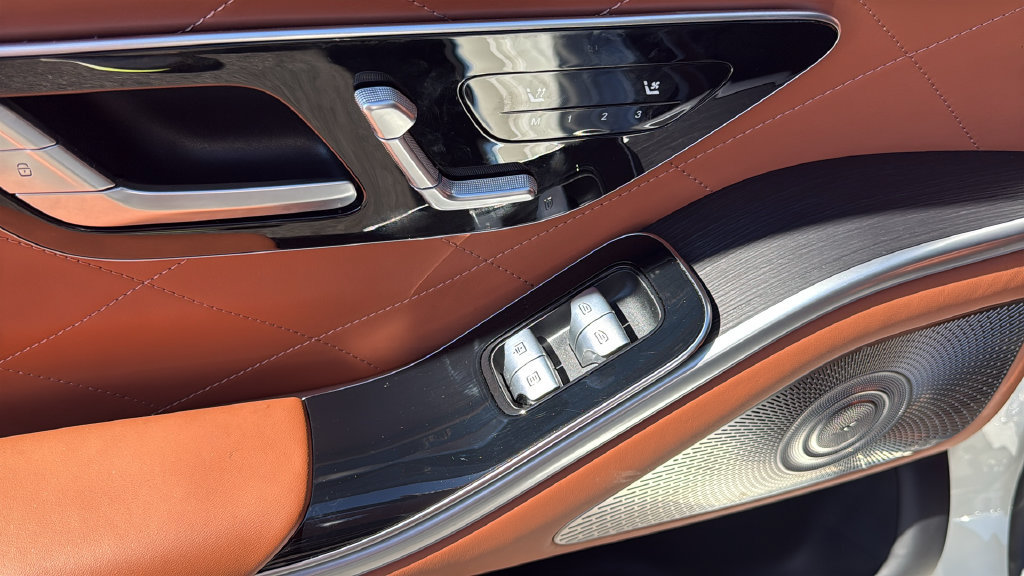 Certified 2023 Mercedes-Benz S 500 4MATIC image 27