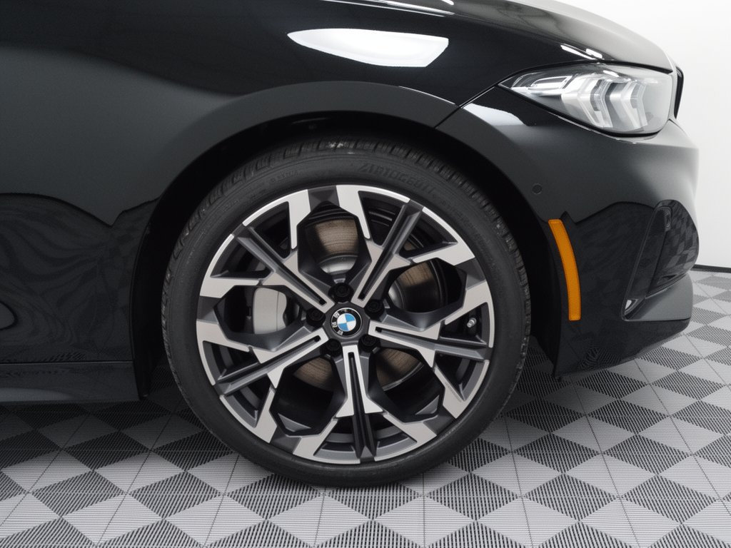 Used 2026 BMW 330i Sedan w/ Premium Package RWD image 25