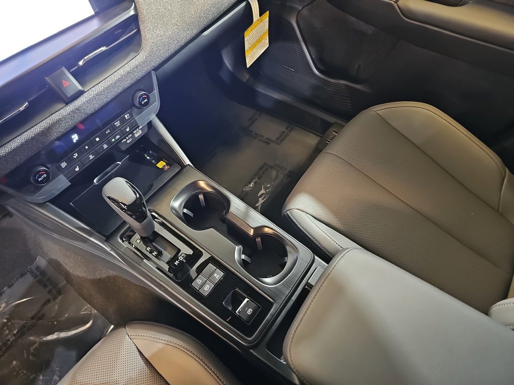 New 2026 Subaru Outback Limited w/ Premium/Limited Package 2 AWD/4WD image 26
