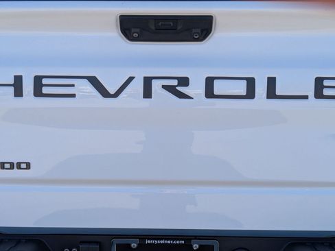 Used 2023 Chevrolet Silverado 1500 LT Trail Boss w/ LT Trail Boss Premium Package image 13