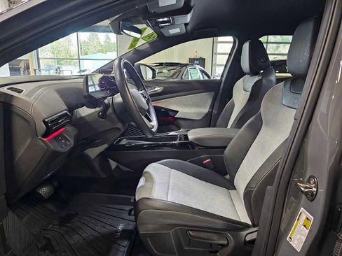 Used 2023 Volkswagen ID.4 Pro image 21