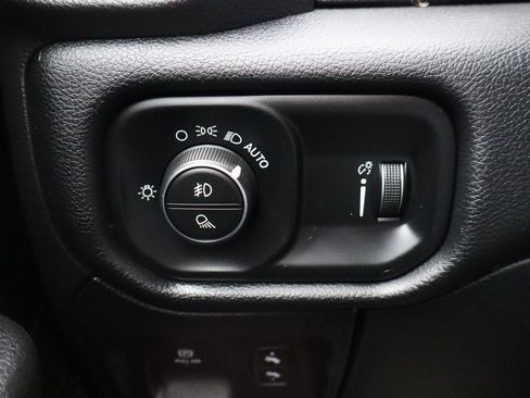 Used 2022 RAM 1500 Big Horn image 17